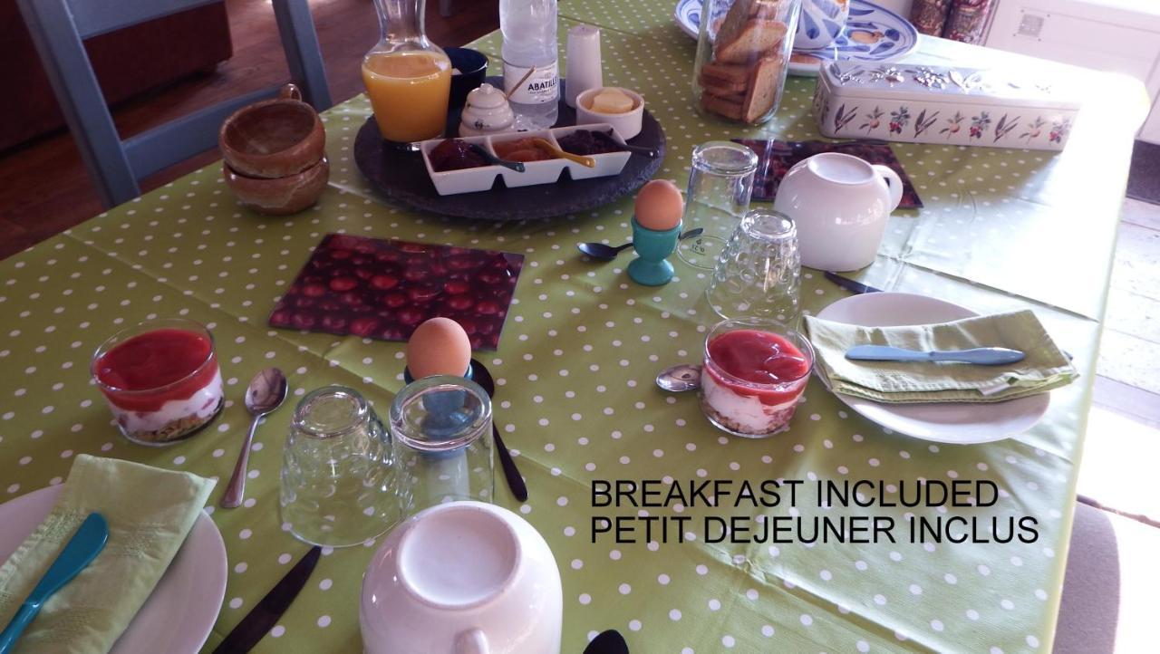 Les Cerisiere Bed & Breakfast Cheffois Екстериор снимка